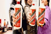 茅台酒天价为何撑不住股价？渠道囤积爆炒，厂家控量反伤业绩